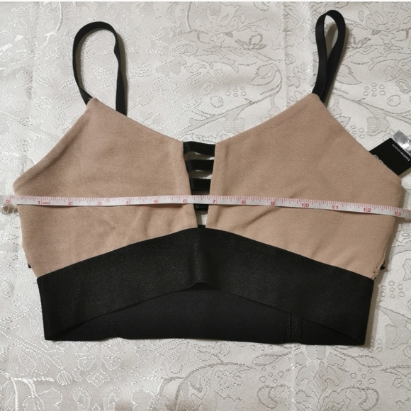 NWT! Bebe Bralette - Picture 5 of 7